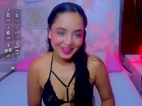 Snapshot of Emma_Thompssonn chatting on 06.15.26 Emma Thompssonn online show from 06.15.26