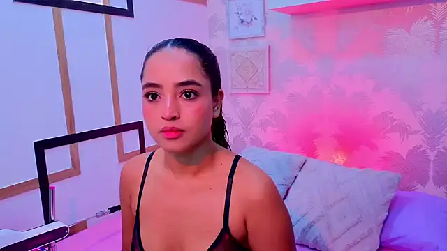 Emma Thompssonn online show from 08.07.26