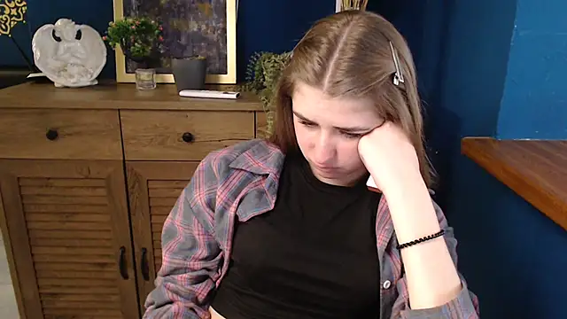 Sunny siren online show from 05.18.26