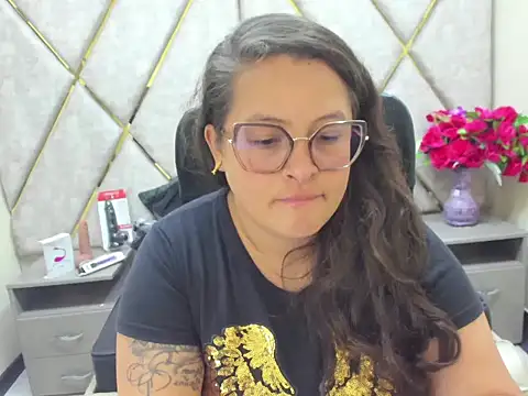 Sarah Boobs  online show from 04.24.26