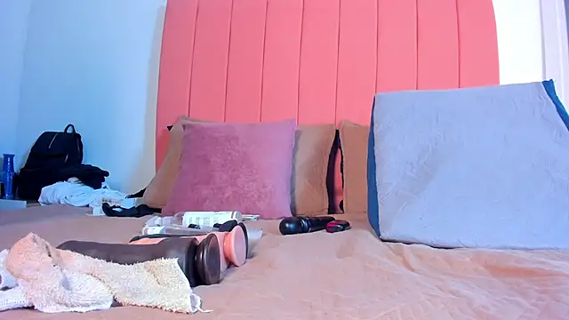 Snapshot of rose_thompson19 chatting on 02.24.26 rose thompson19 online show from 02.24.26