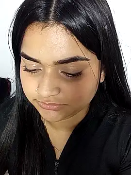 Emma Sweet- online show from 02.03.26