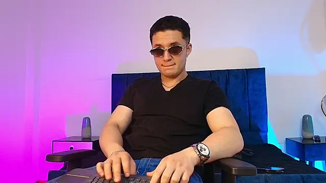 Alexander Connor online show from 01.18.26