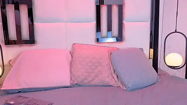 JuneCollins online show from 02.27.26