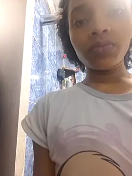 Snapshot of Ebony_love07 chatting on 02.01.26 Ebony love07 online show from 02.01.26