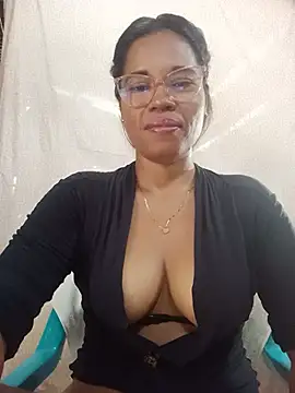 Snapshot of Yandris_1212 chatting on 07.13.26 Yandris 1212 online show from 07.13.26