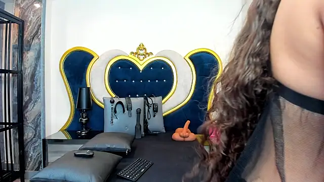 Snapshot of SofiaArsila chatting on 06.10.26 SofiaArsila online show from 06.10.26