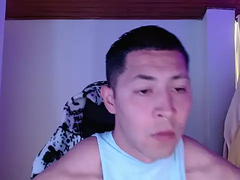 Snapshot of Spilios_low chatting on 02.05.26 Spilios low online show from 02.05.26