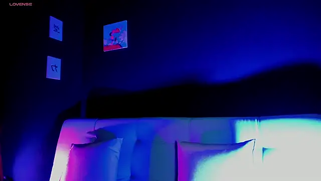 KittyMadi online show from 02.06.26