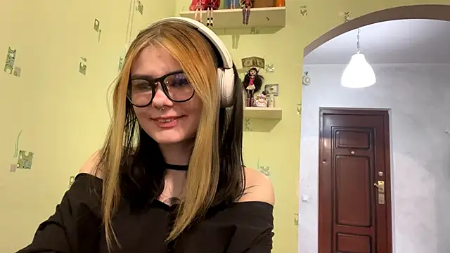 Snapshot of Katyytv chatting on 01.18.26 Katyytv online show from 01.18.26