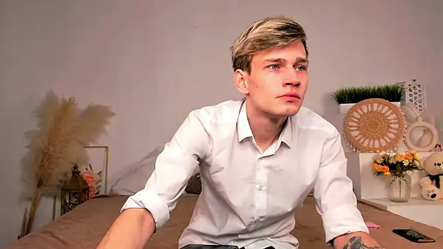 Volan Starts online show from 02.04.26