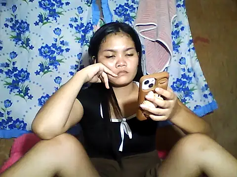 PinaySkinnyJust18 online show from 06.06.26