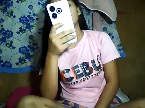 PinaySkinnyJust18 online show from 06.06.26