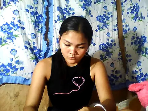 PinaySkinnyJust18 online show from 06.29.26
