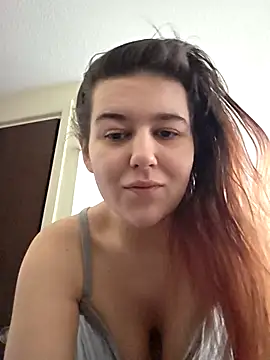 Snapshot of Ashlovescannabis chatting on 02.01.26 Ashlovescannabis online show from 02.01.26