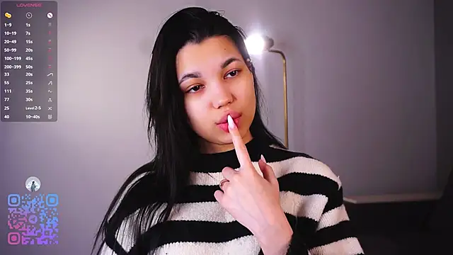 Snapshot of twistertities chatting on 02.03.26 twistertities online show from 02.03.26