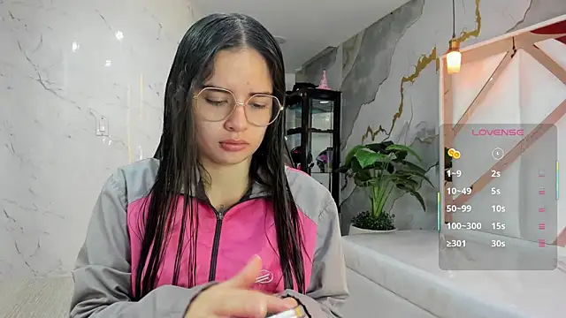 Qetsyah tf online show from 05.05.26