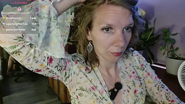 Snapshot of Daisy_Lovely chatting on 07.13.26 Daisy Lovely online show from 07.13.26