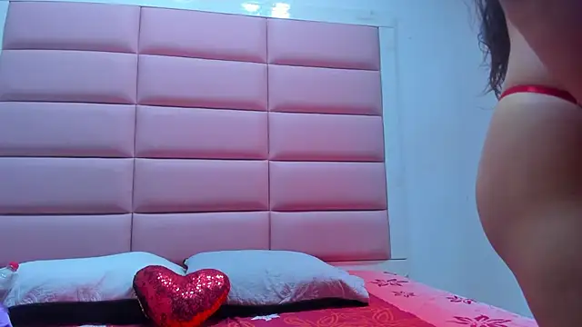 Snapshot of Catalinna_03 chatting on 03.12.26 Catalinna 03 online show from 03.12.26