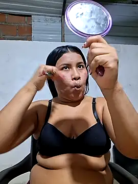 Sweet-Dirty-Storm online show from 05.04.26