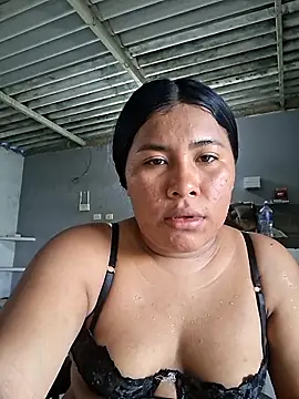 Sweet-Dirty-Storm online show from 05.04.26