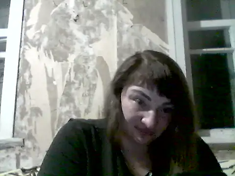 Snapshot of AllinaKis chatting on 06.04.26 AllinaKis online show from 06.04.26