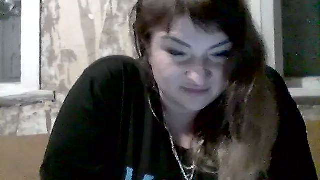 Snapshot of AllinaKis chatting on 06.26.26 AllinaKis online show from 06.26.26