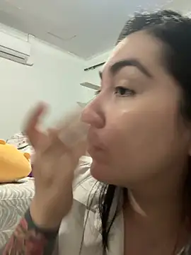 Snapshot of KathiaJenner chatting on 03.23.26 KathiaJenner online show from 03.23.26