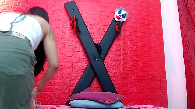 Snapshot of juliette18rose chatting on 02.23.26 juliette18rose online show from 02.23.26