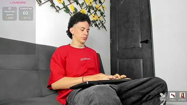 Maxxx bigcockx online show from 05.28.26