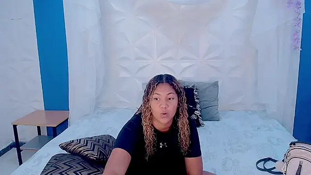 mayli marie online show from 05.02.26