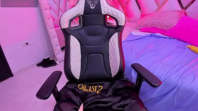 tatiana  ayala online show from 02.20.26