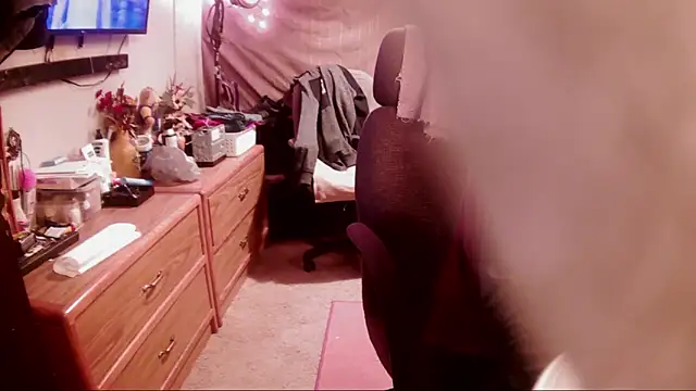 Snapshot of Drews9in chatting on 02.22.26 Drews9in online show from 02.22.26