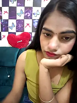 Snapshot of Alisha_Babyy chatting on 06.25.26 Alisha Babyy online show from 06.25.26