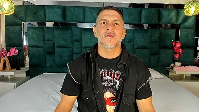 Snapshot of ViceSweet chatting on 02.02.26 ViceSweet online show from 02.02.26