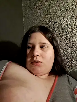 Snapshot of TUWACHA7777 chatting on 02.14.26 TUWACHA7777 online show from 02.14.26