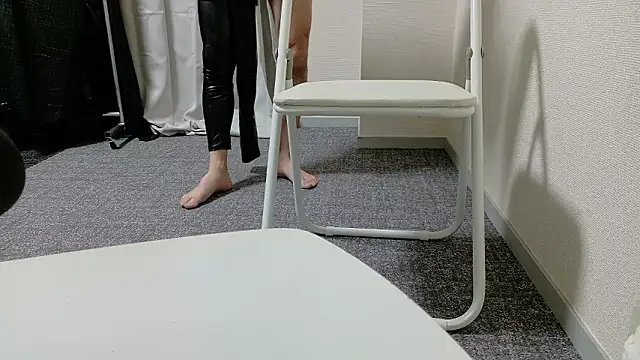 Snapshot of kyuleather chatting on 03.17.26 kyuleather online show from 03.17.26