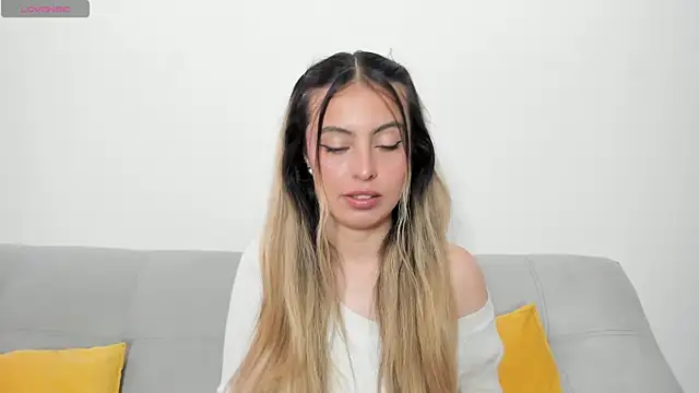 Fernanda aaaa online show from 05.15.26