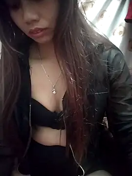 Snapshot of tiny-alice chatting on 02.01.26 tiny-alice online show from 02.01.26