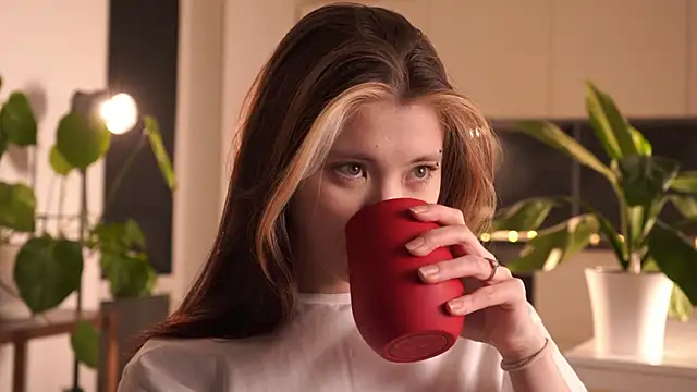 EleniRoeber online show from 02.24.26