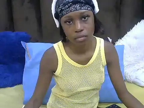 Snapshot of sweetcoco240 chatting on 01.19.26 sweetcoco240 online show from 01.19.26