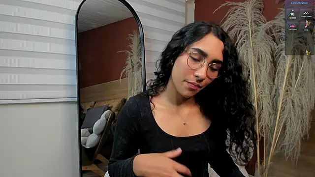 scarlett25   online show from 04.23.26