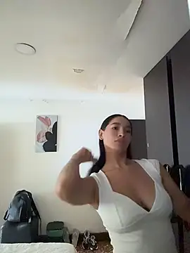 Snapshot of JuliaaVega chatting on 07.28.26 JuliaaVega online show from 07.28.26