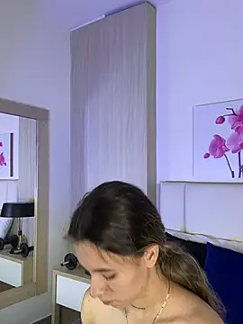 JuliaColemann online show from 07.01.26