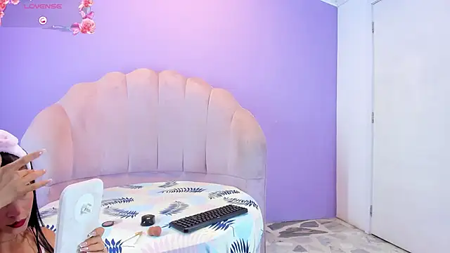 tifanibrown online show from 03.09.26