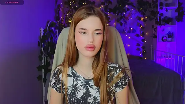 Anna Lumina online show from 02.10.26