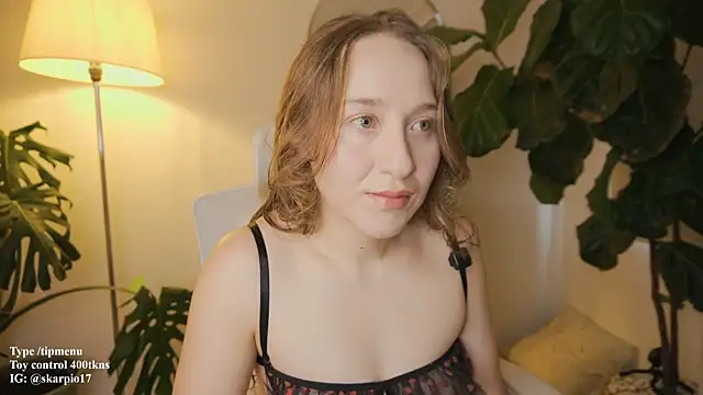 Scarlett NoirMuse online show from 02.13.26