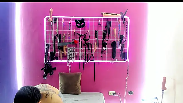 Slave Melany bdsm online show from 04.28.26
