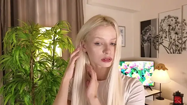 Naomi Demio online show from 06.05.26