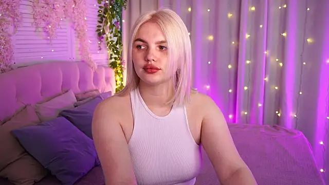 AmeliaWeells online show from 05.13.26